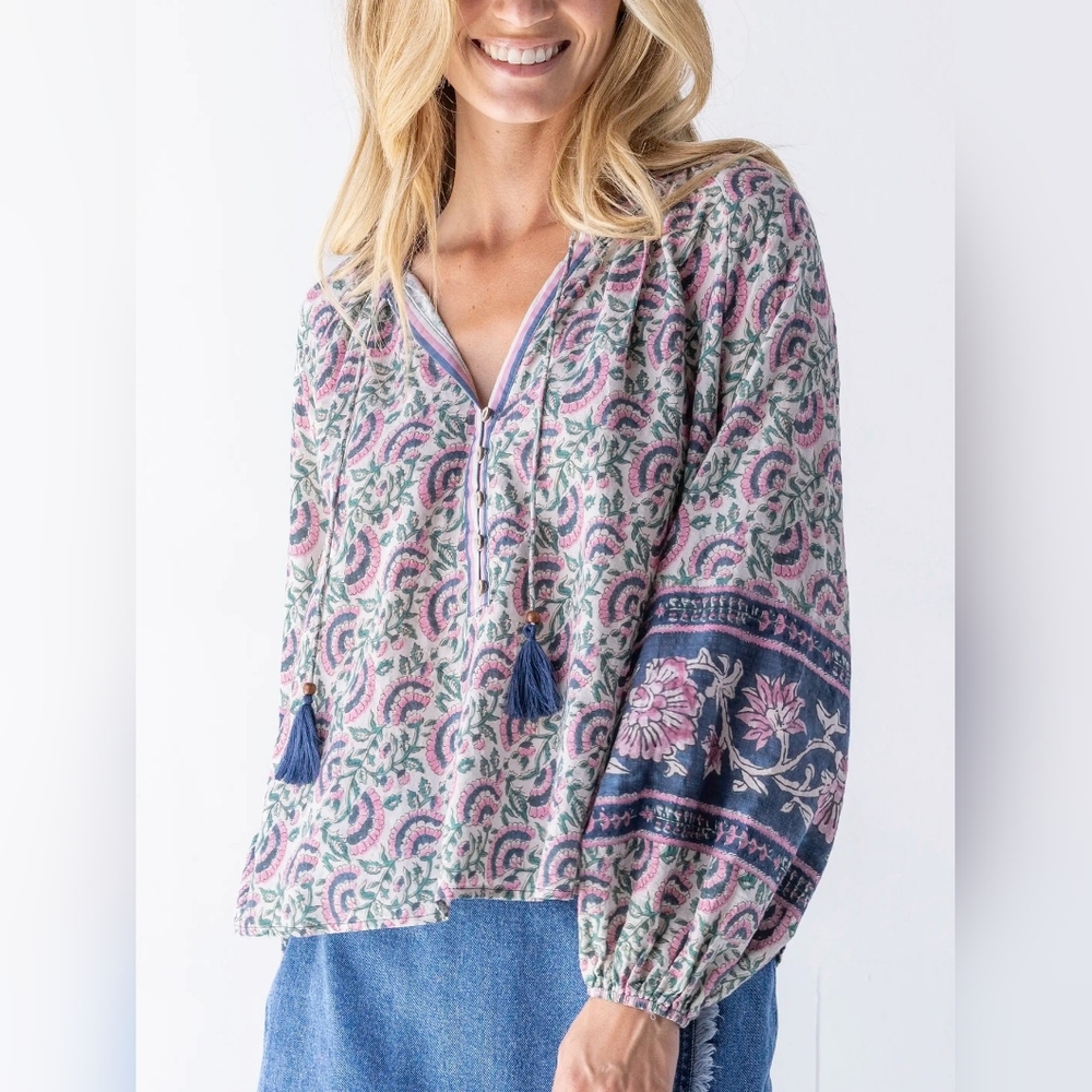 Natural Life Get Up & Go Top Purple Fan Floral Blouse Xs